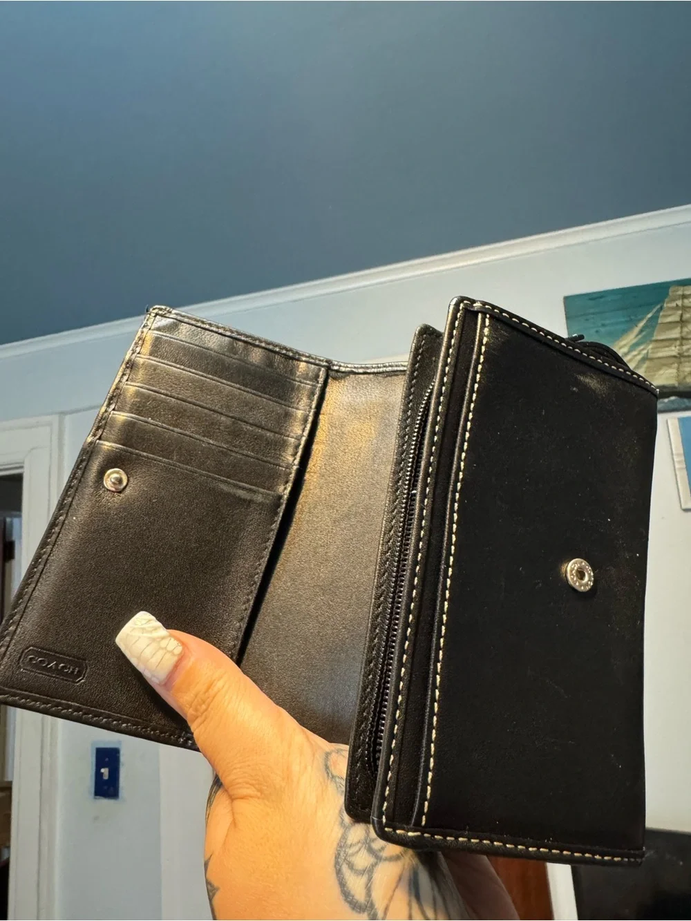 Coach Black Leather women’s Wallet with Contrast Stitching Y2K vintage